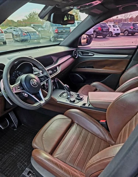 2018 Alfa Romeo Stelvio - Image 7 of 20