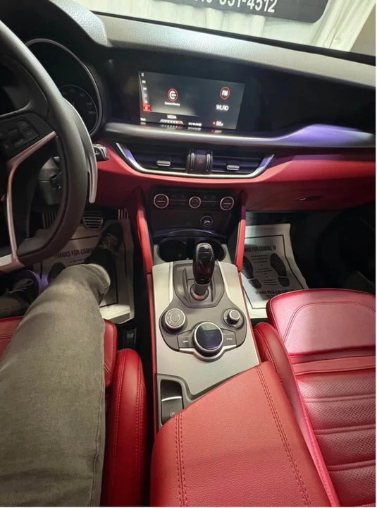2018 Alfa Romeo Stelvio - Image 12 of 16