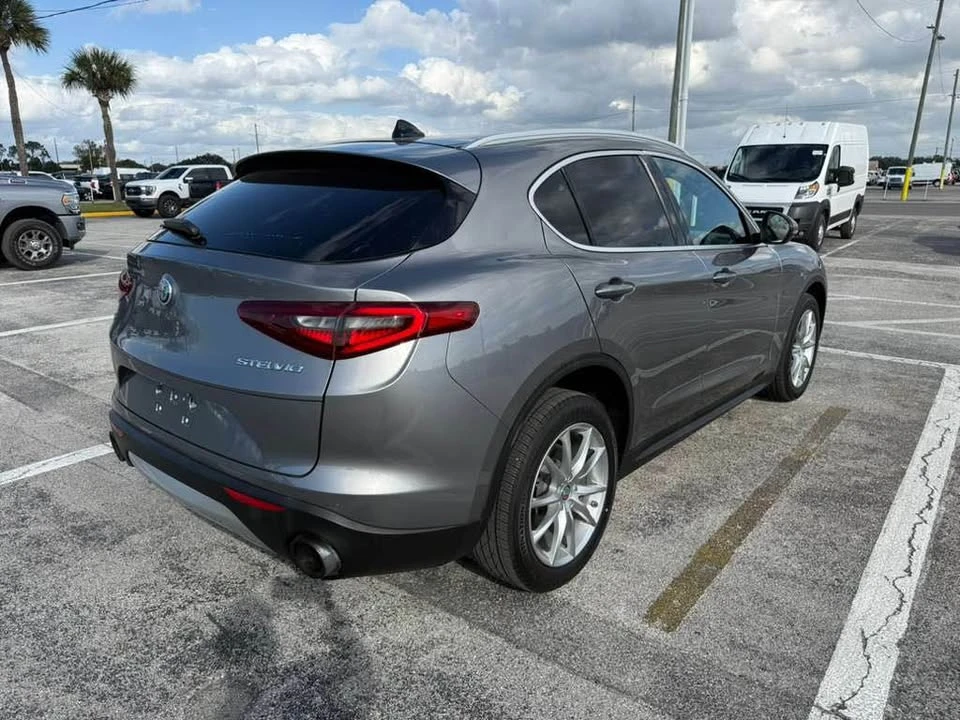 2018 Alfa Romeo Stelvio - Image 9 of 12