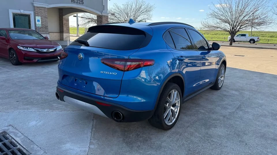 2018 Alfa Romeo Stelvio - Image 3 of 20