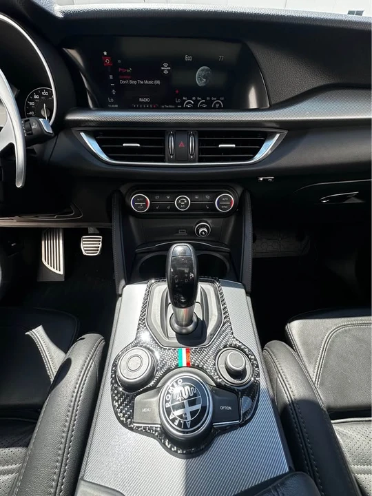 2018 Alfa Romeo Stelvio - Image 10 of 15