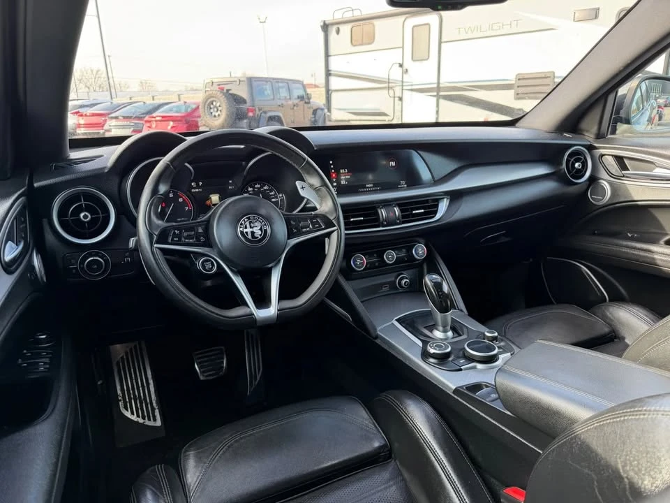 2018 Alfa Romeo Stelvio - Image 9 of 14