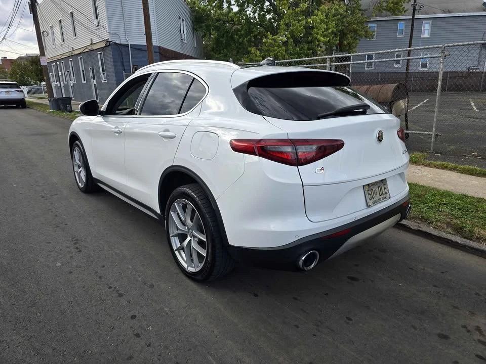 2018 Alfa Romeo Stelvio - Image 3 of 17