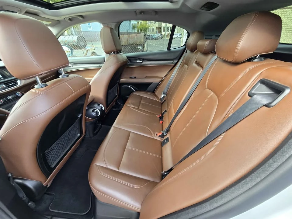 2018 Alfa Romeo Stelvio - Image 12 of 17