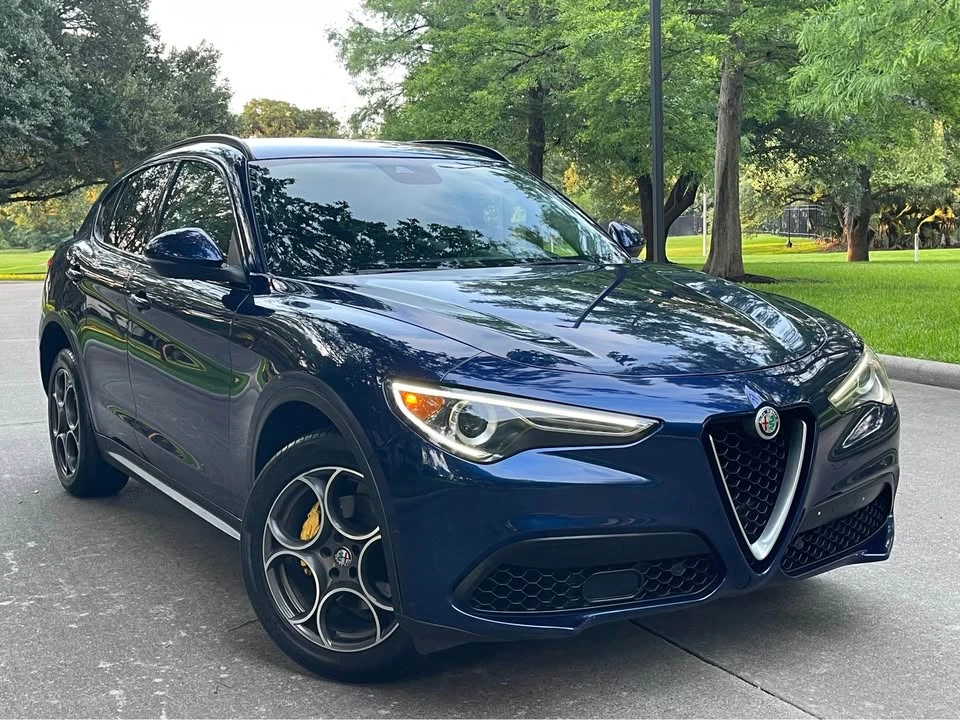 2018 Alfa Romeo - Image 2 of 10