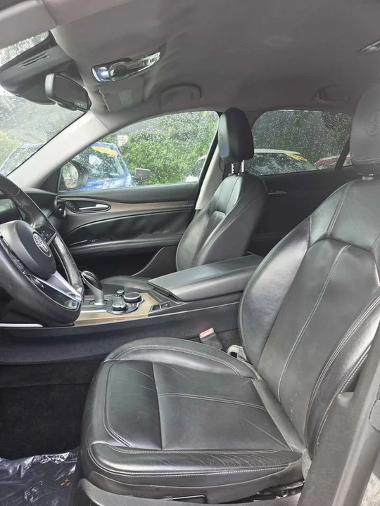 2018 Alfa Romeo Stelvio - Image 8 of 9