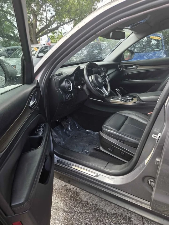 2018 Alfa Romeo Stelvio - Image 9 of 9