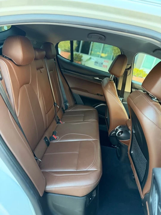 2018 Alfa Romeo Stelvio - Image 16 of 19