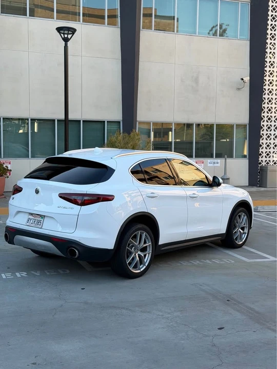 2018 Alfa Romeo Stelvio - Image 7 of 19