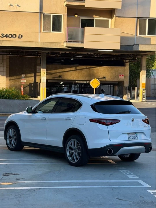 2018 Alfa Romeo Stelvio - Image 8 of 19