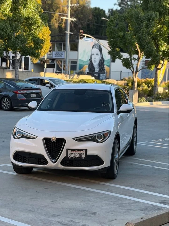2018 Alfa Romeo Stelvio - Image 11 of 19
