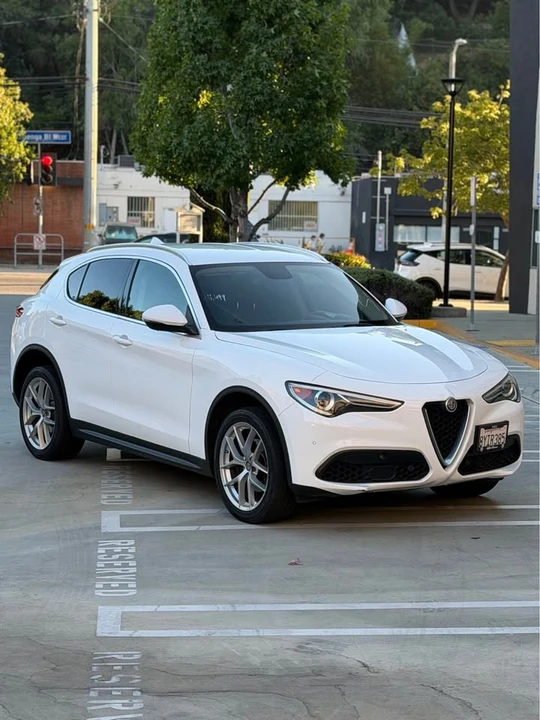 2018 Alfa Romeo Stelvio - Image 10 of 19