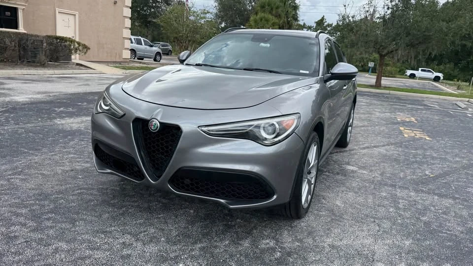 2018 Alfa Romeo Stelvio - Image 2 of 17