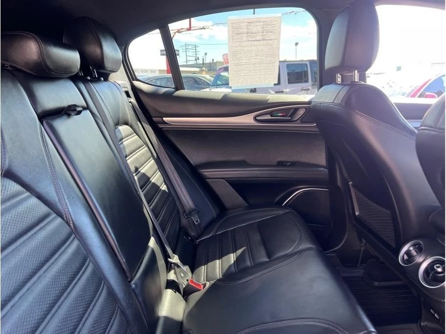 2018 Alfa Romeo Stelvio - Image 16 of 20