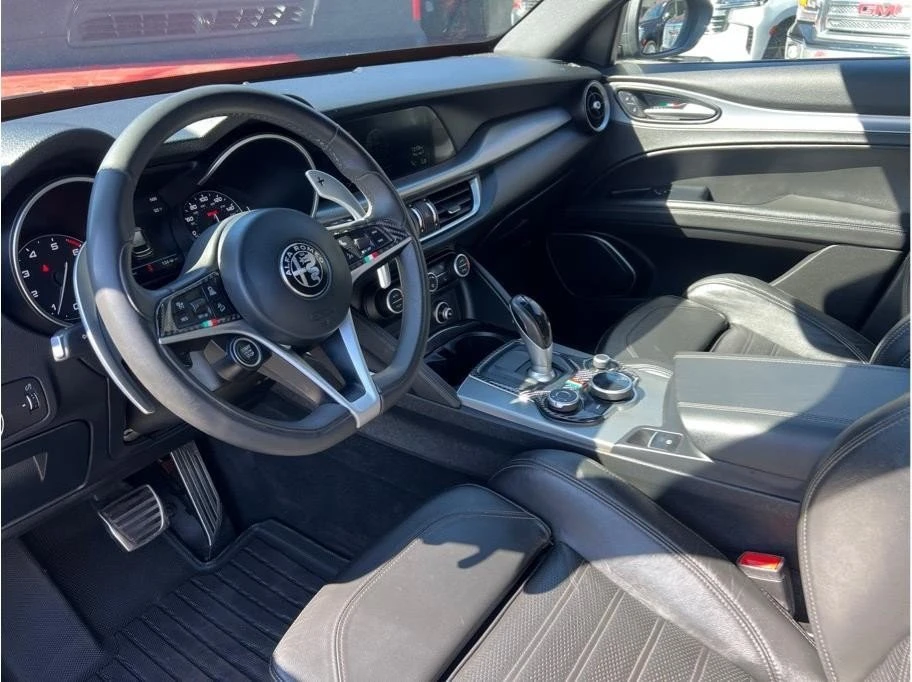 2018 Alfa Romeo Stelvio - Image 12 of 20
