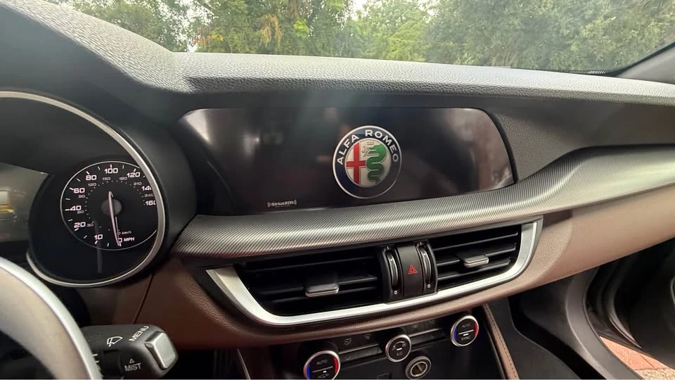 2018 Alfa Romeo Stelvio - Image 18 of 18