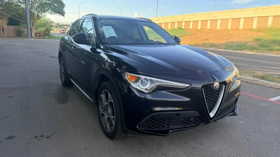 2018 Alfa Romeo Stelvio - Image 2 of 16