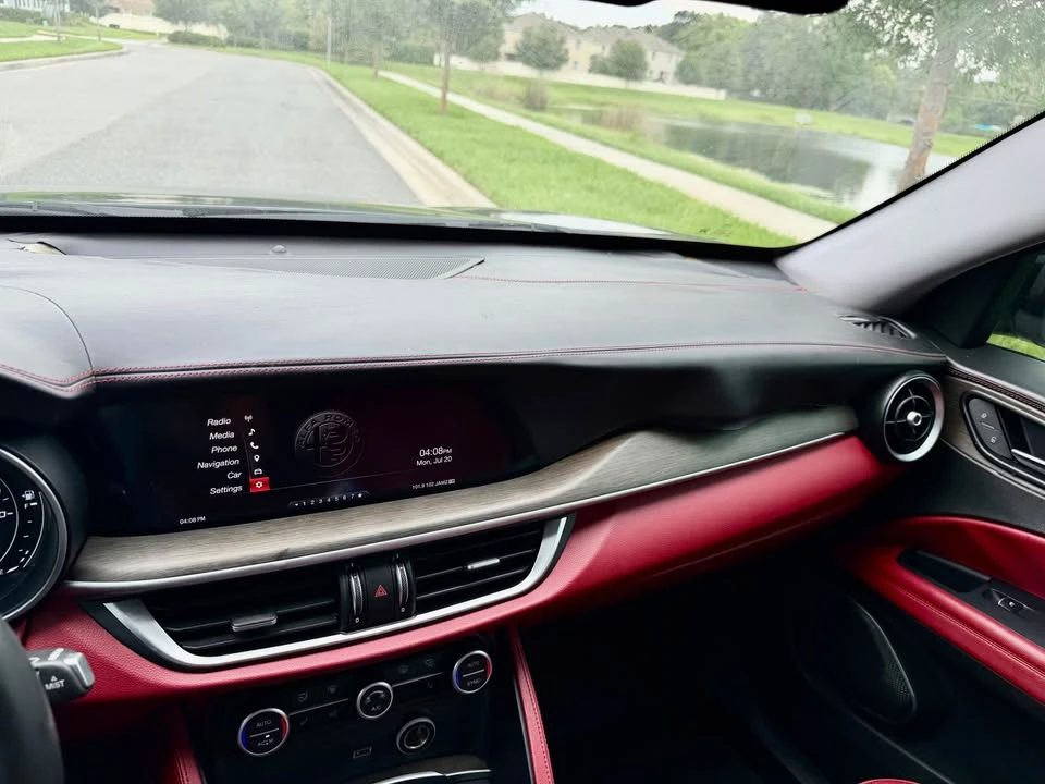 2018 Alfa Romeo Stelvio - Image 9 of 10