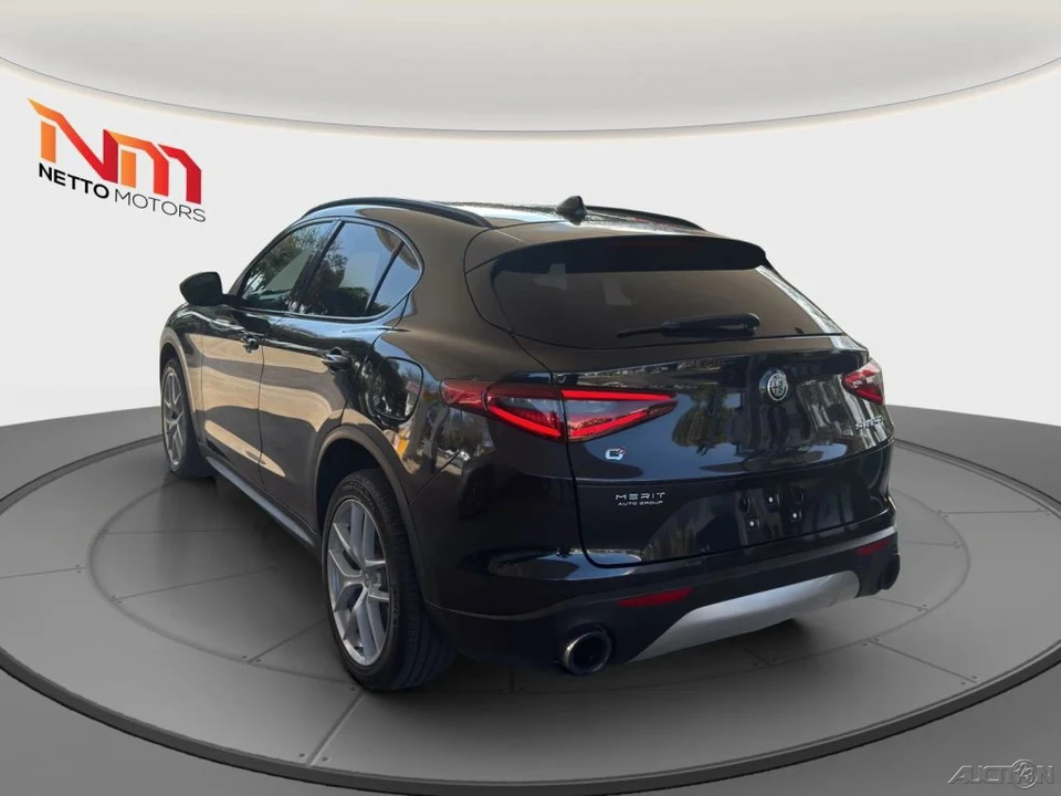 2018 Alfa Romeo Stelvio - Image 3 of 21