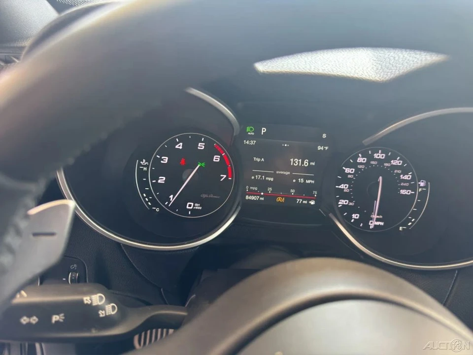 2018 Alfa Romeo Stelvio - Image 11 of 21