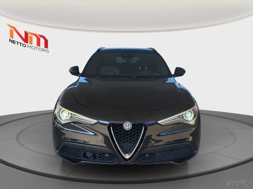 2018 Alfa Romeo Stelvio - Image 10 of 21