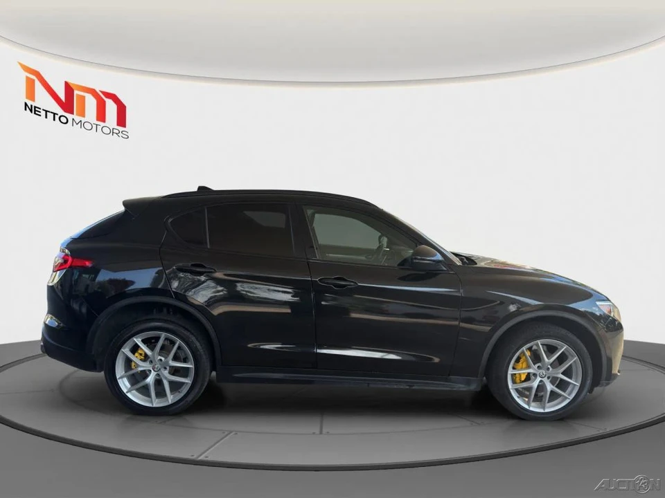 2018 Alfa Romeo Stelvio - Image 6 of 21