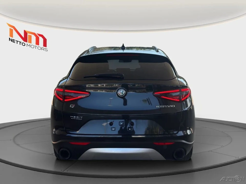 2018 Alfa Romeo Stelvio - Image 4 of 21