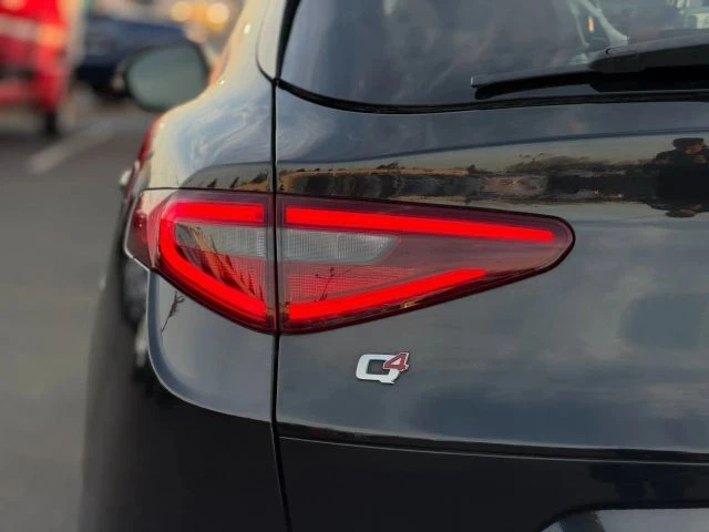 2018 Alfa Romeo Stelvio - Image 9 of 21