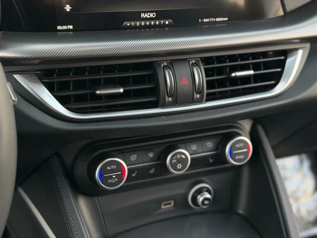 2018 Alfa Romeo Stelvio - Image 21 of 21