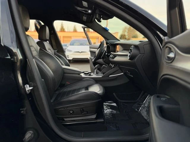 2018 Alfa Romeo Stelvio - Image 13 of 21