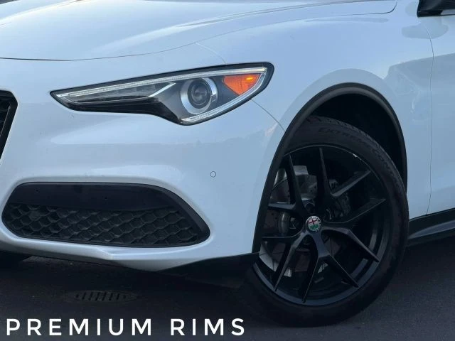 2018 Alfa Romeo Stelvio - Image 2 of 31