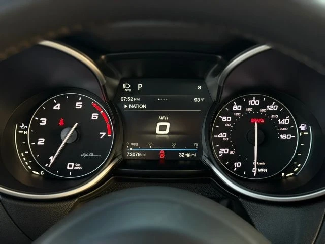 2018 Alfa Romeo Stelvio - Image 26 of 31