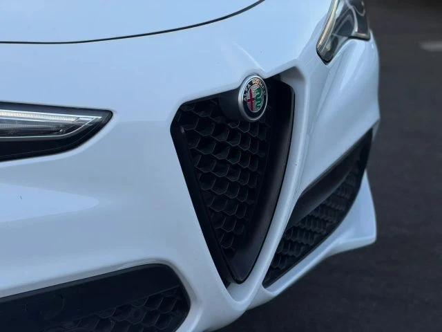 2018 Alfa Romeo Stelvio - Image 4 of 31