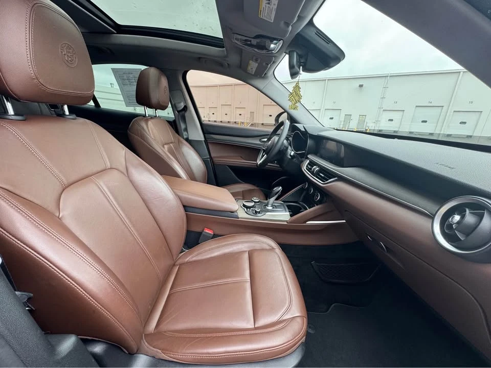 2018 Alfa Romeo Stelvio - Image 8 of 16