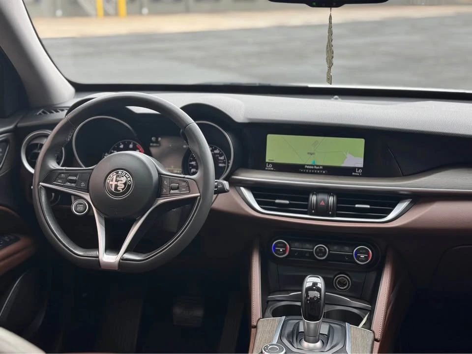 2018 Alfa Romeo Stelvio - Image 12 of 16