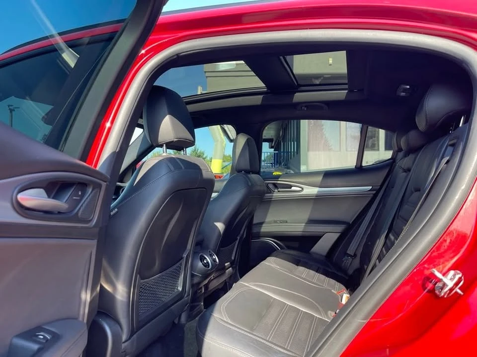 2018 Alfa Romeo Stelvio - Image 13 of 20