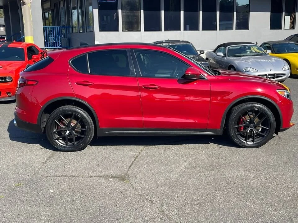2018 Alfa Romeo Stelvio - Image 2 of 20