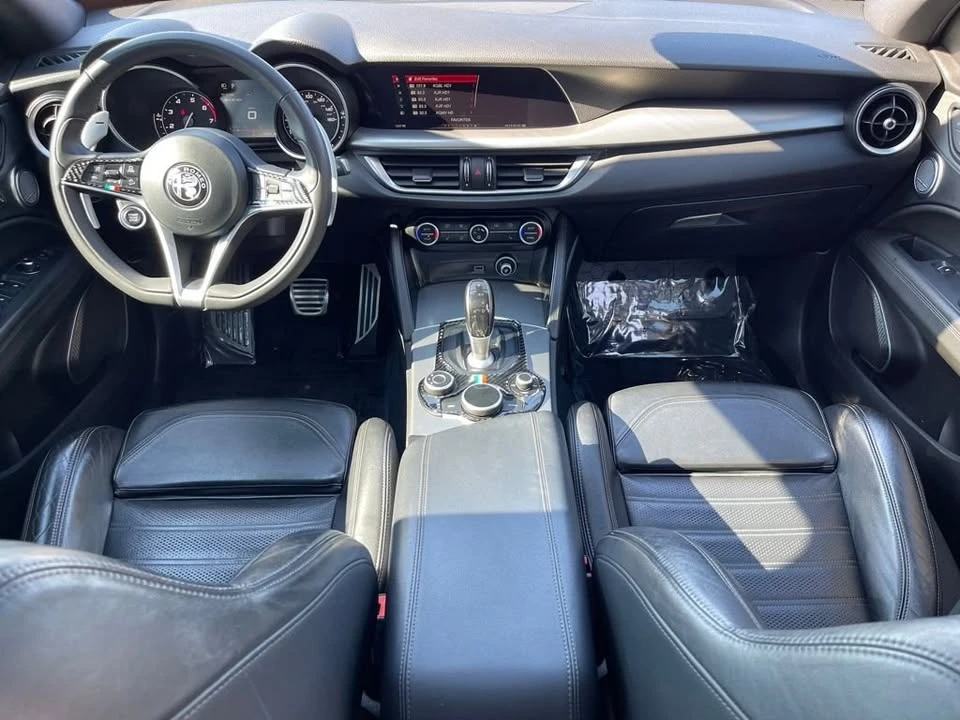 2018 Alfa Romeo Stelvio - Image 19 of 20