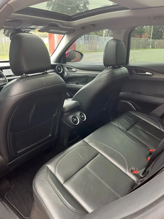 2018 Alfa Romeo Stelvio - Image 14 of 20