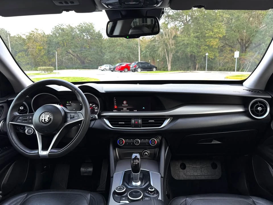 2018 Alfa Romeo Stelvio - Image 10 of 20