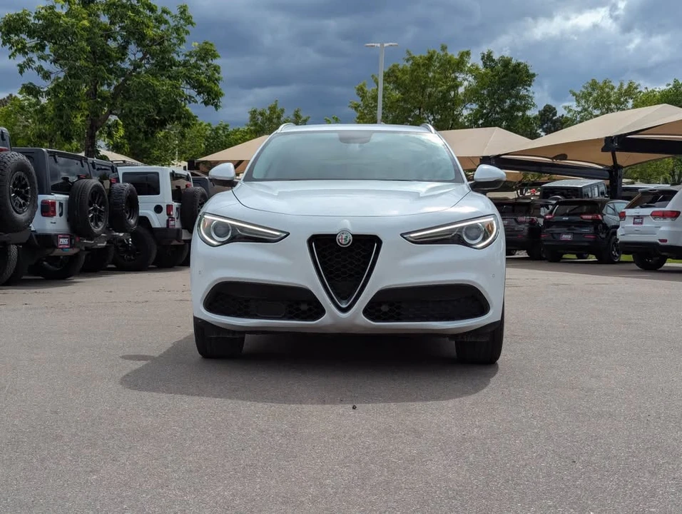 2018 Alfa Romeo Stelvio - Image 2 of 20