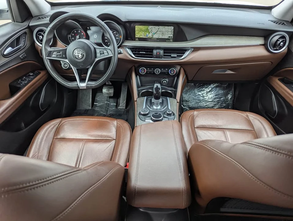 2018 Alfa Romeo Stelvio - Image 18 of 20