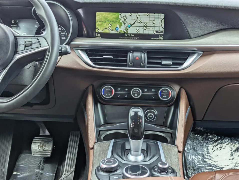 2018 Alfa Romeo Stelvio - Image 14 of 20
