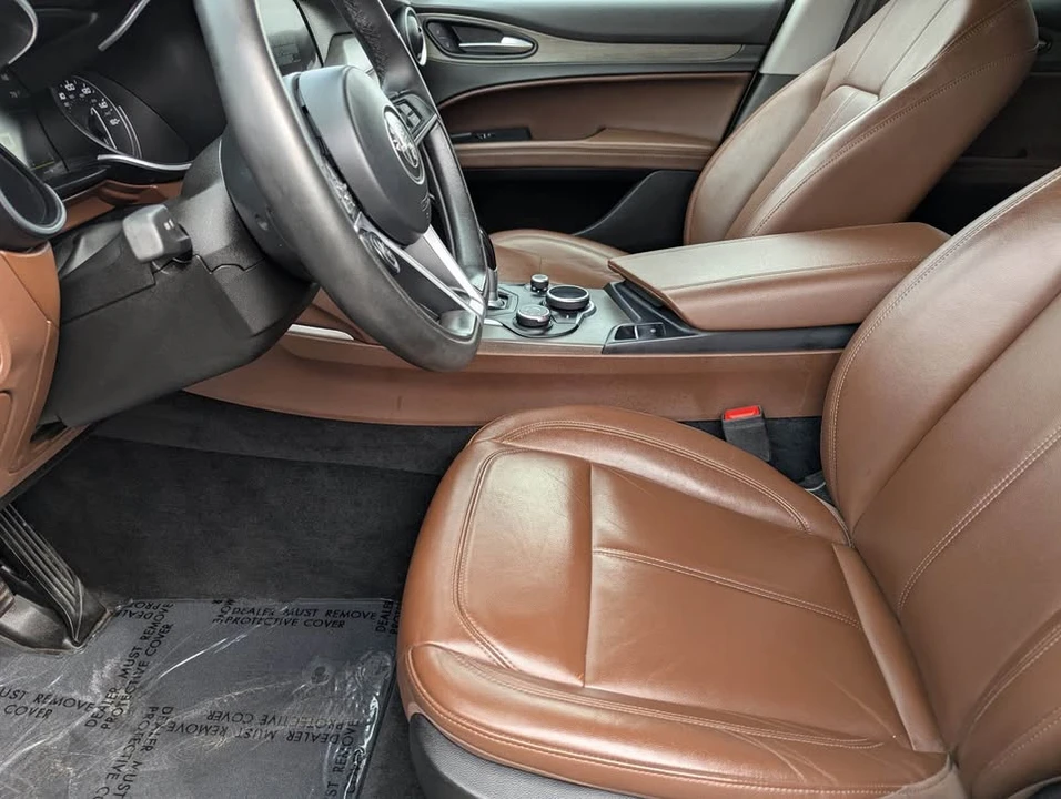 2018 Alfa Romeo Stelvio - Image 15 of 20