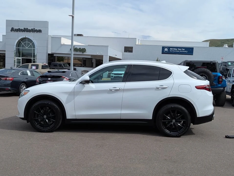2018 Alfa Romeo Stelvio - Image 9 of 20