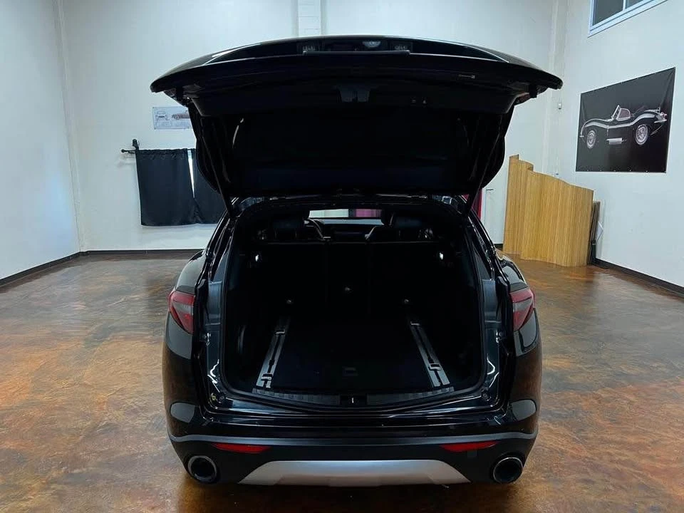 2018 Alfa Romeo Stelvio - Image 2 of 20