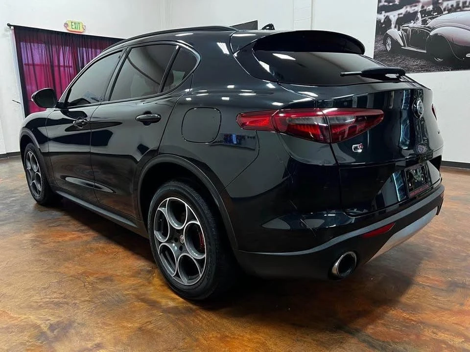 2018 Alfa Romeo Stelvio - Image 16 of 20