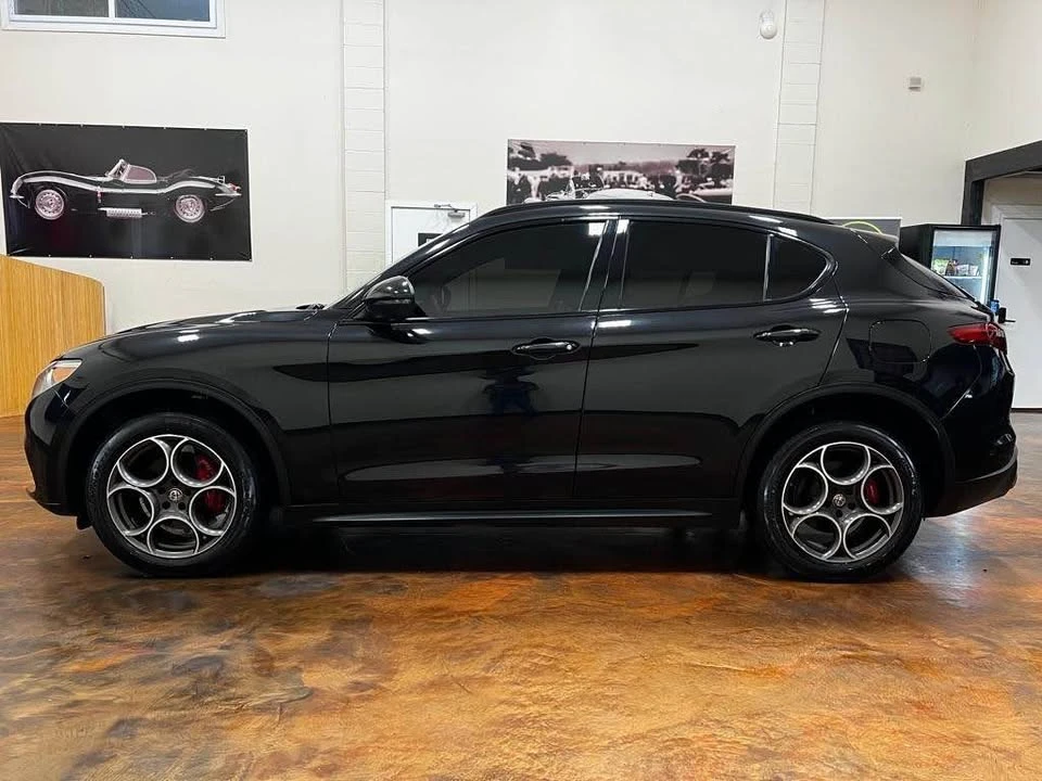 2018 Alfa Romeo Stelvio - Image 17 of 20