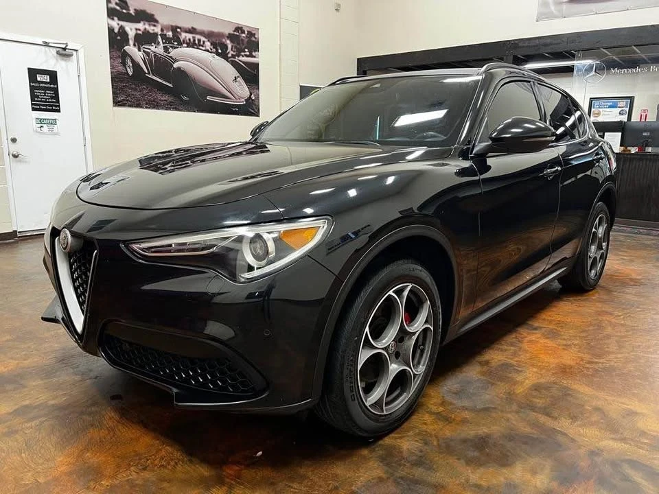 2018 Alfa Romeo Stelvio - Image 18 of 20