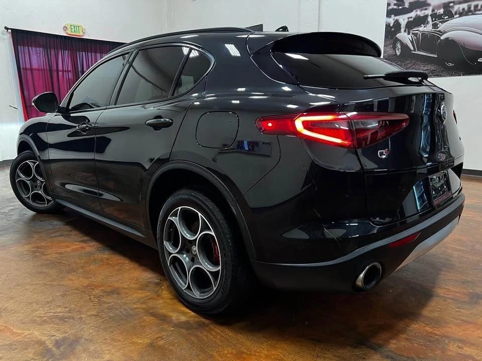 2018 Alfa Romeo Stelvio - Image 19 of 20